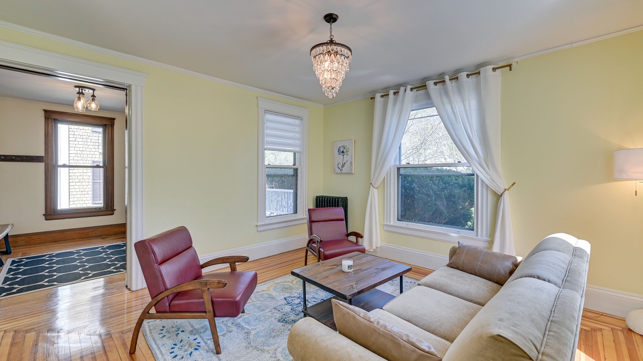 Photo of Livingroom in Pittsfield