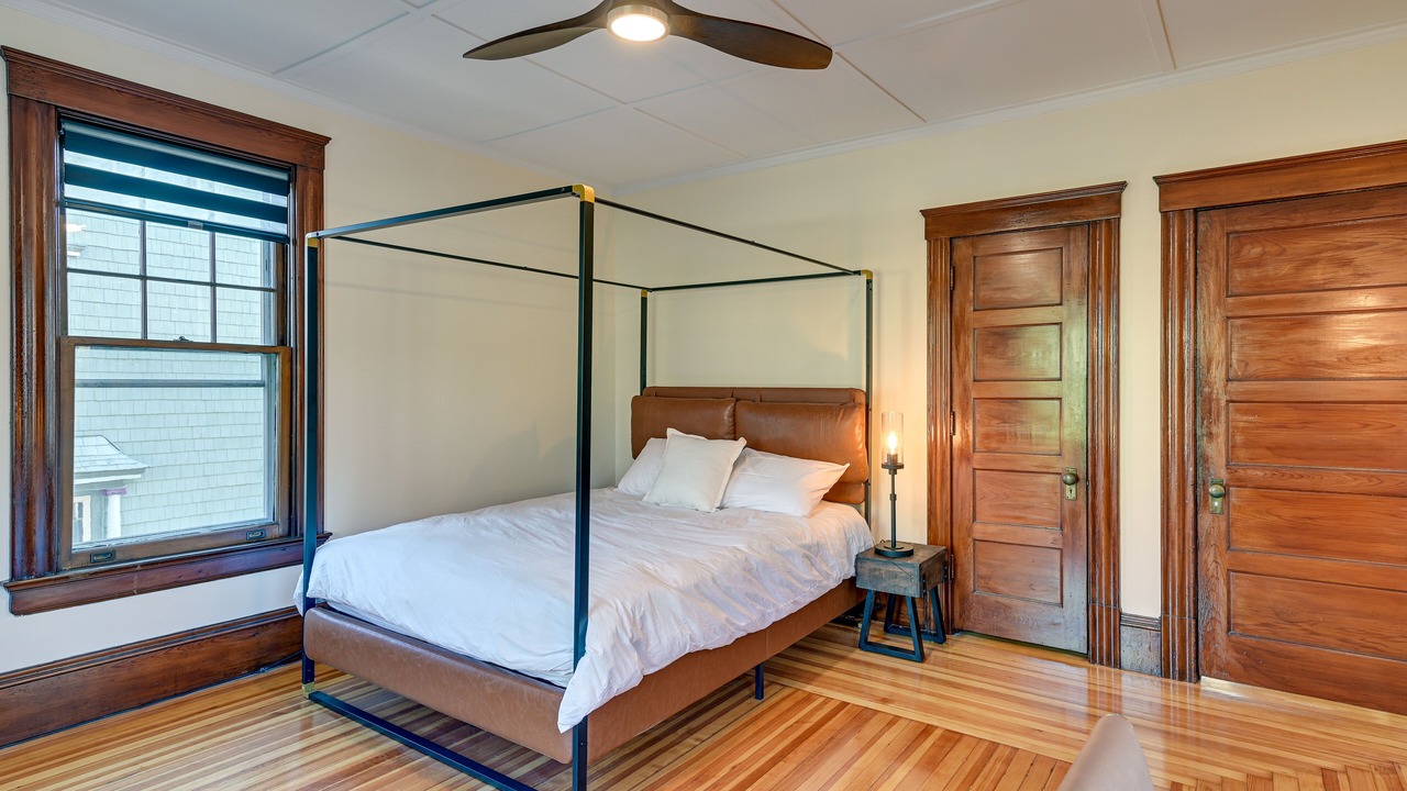 Photo of Bedroom in Pittsfield