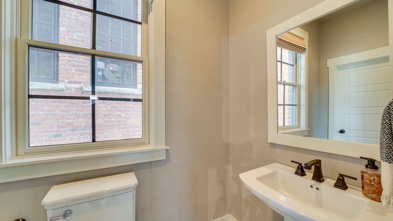 Photo of Bathroom in Eufaula