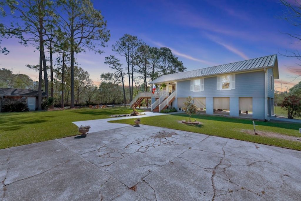 Photo of Outdoor in New Iberia