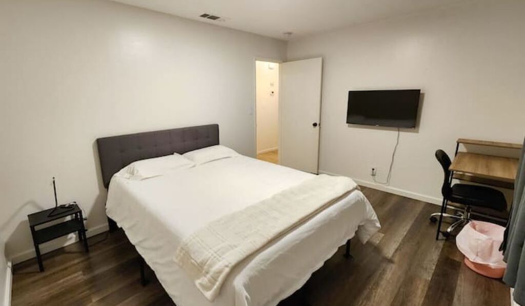 Photo of Bedroom in East Hemet