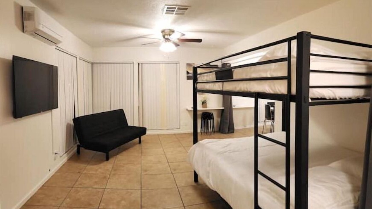 Photo of Bedroom in East Hemet