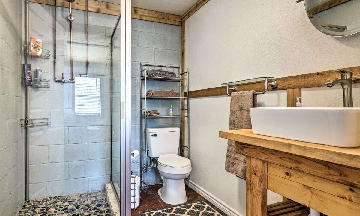 Photo of Bathroom in Martindale