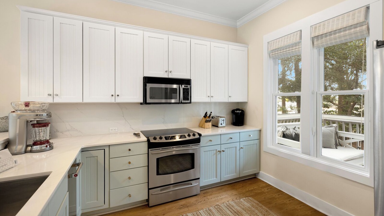 Photo of Kitchen in White's Gulfview