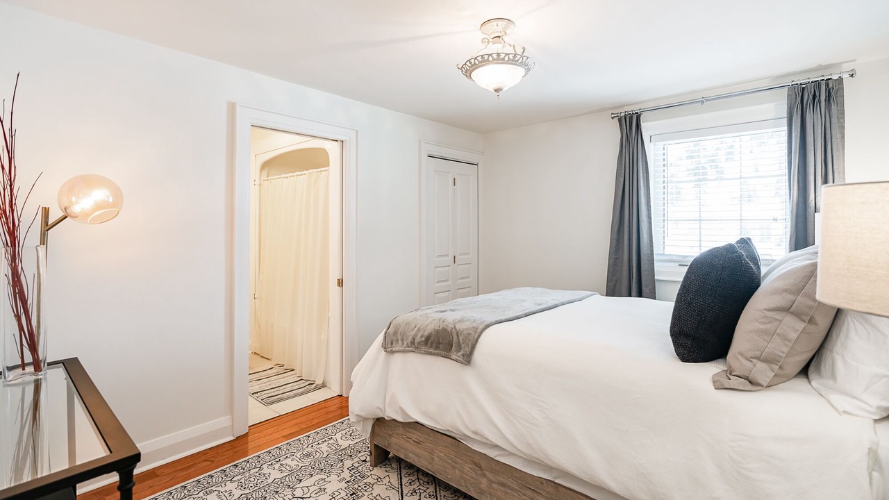 Photo of Bedroom in Virgil