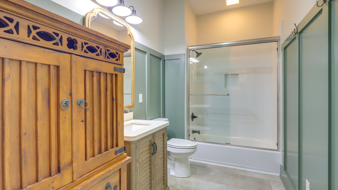 Photo of Bathroom in Milledgeville