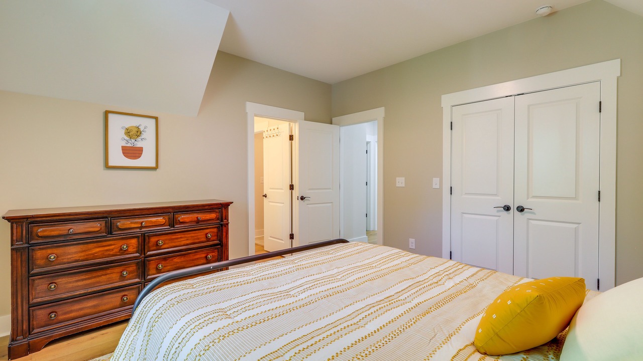 Photo of Bedroom in Milledgeville