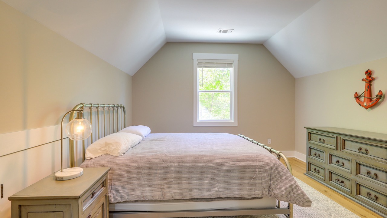 Photo of Bedroom in Milledgeville