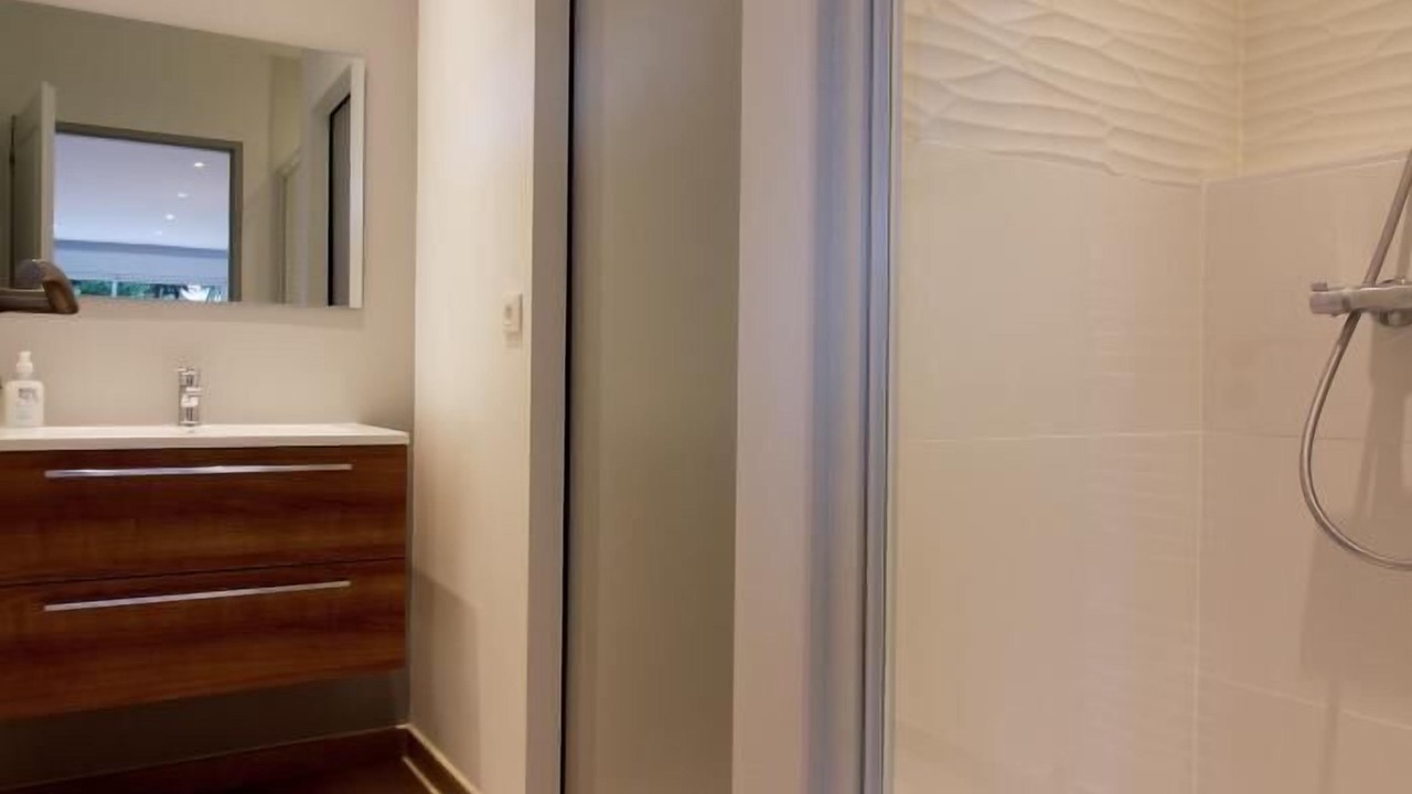 Photo of Bathroom in Audenge