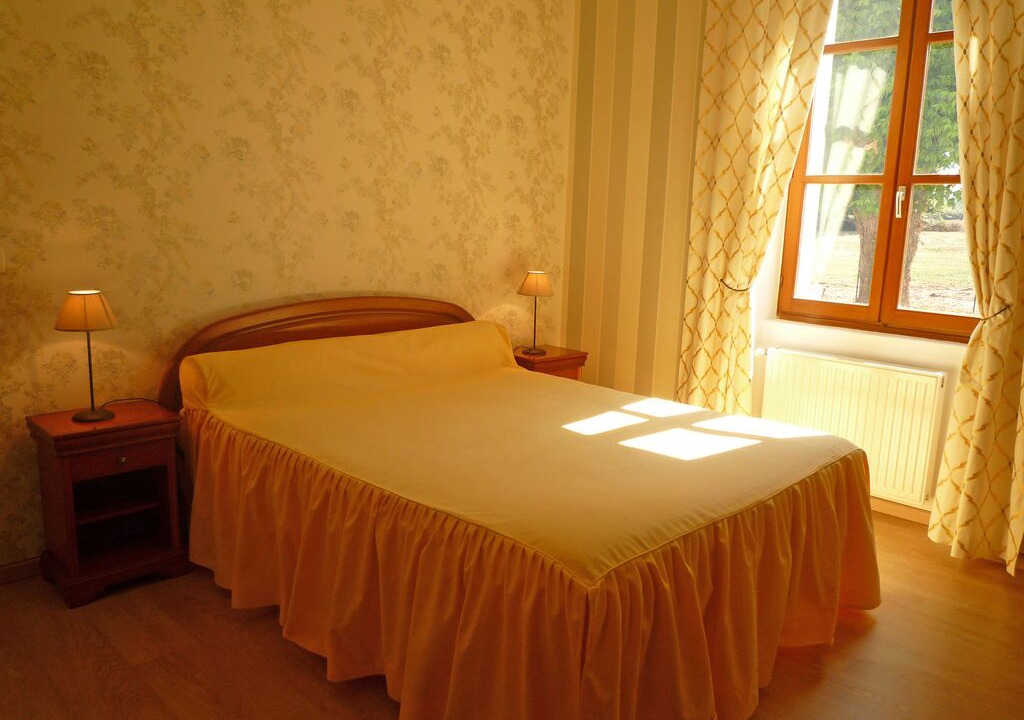 Photo of Bedroom in Saint-Morillon