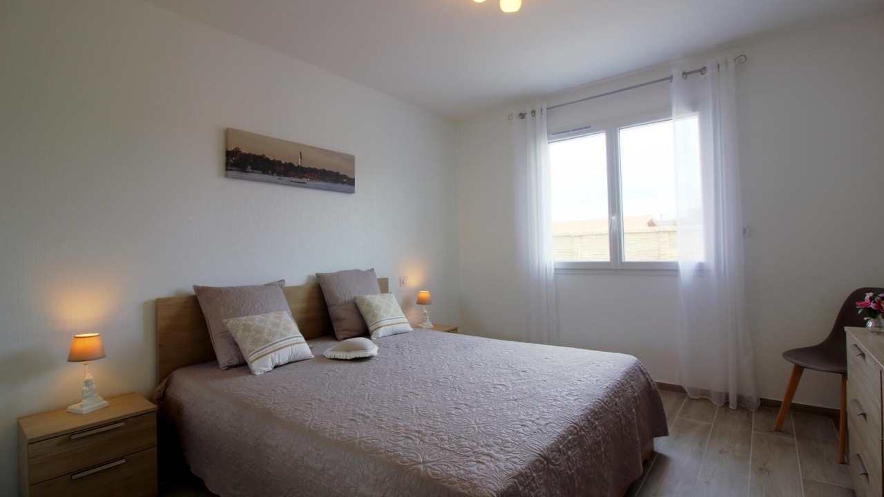 Photo of Bedroom in Ares