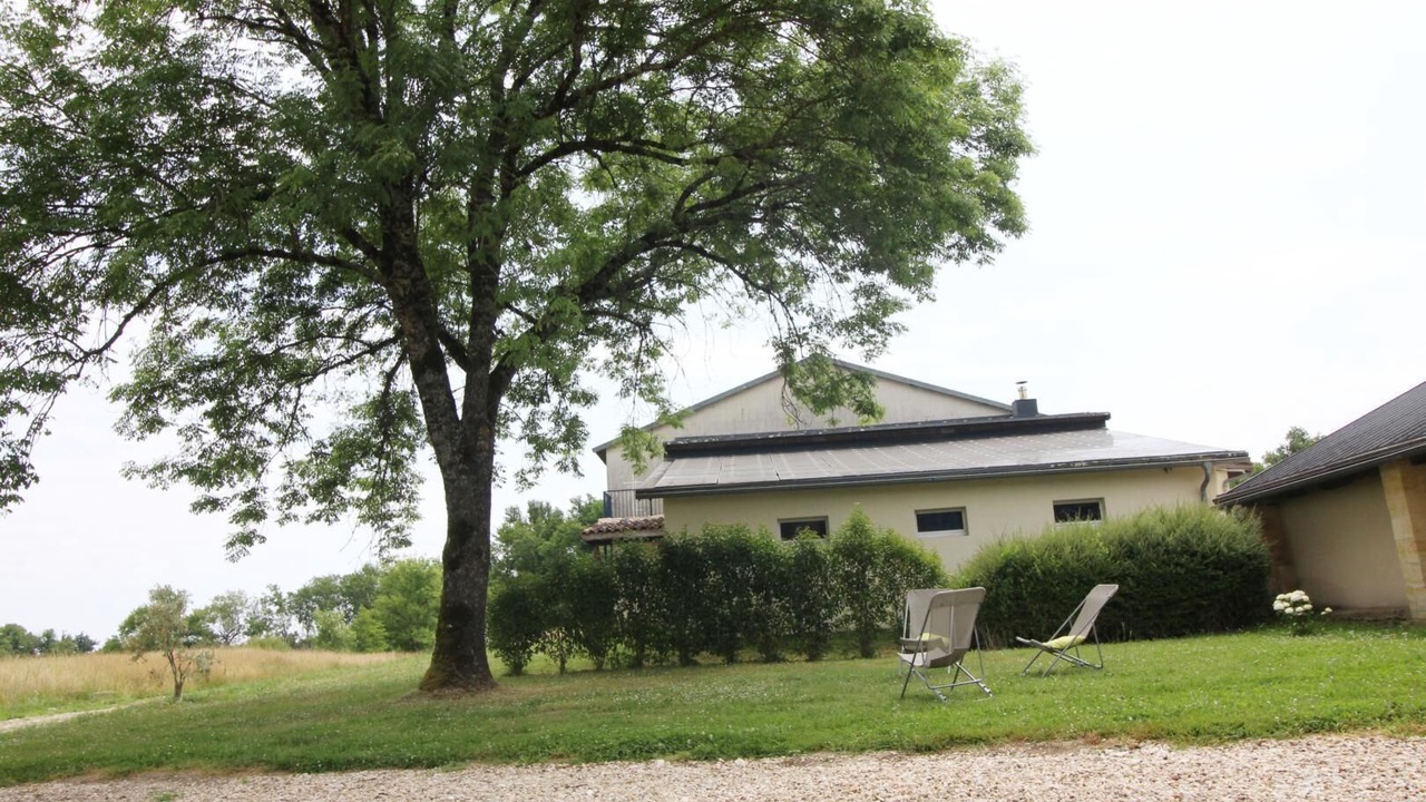 Photo of Outdoor in Saint-Martin-de-Laye
