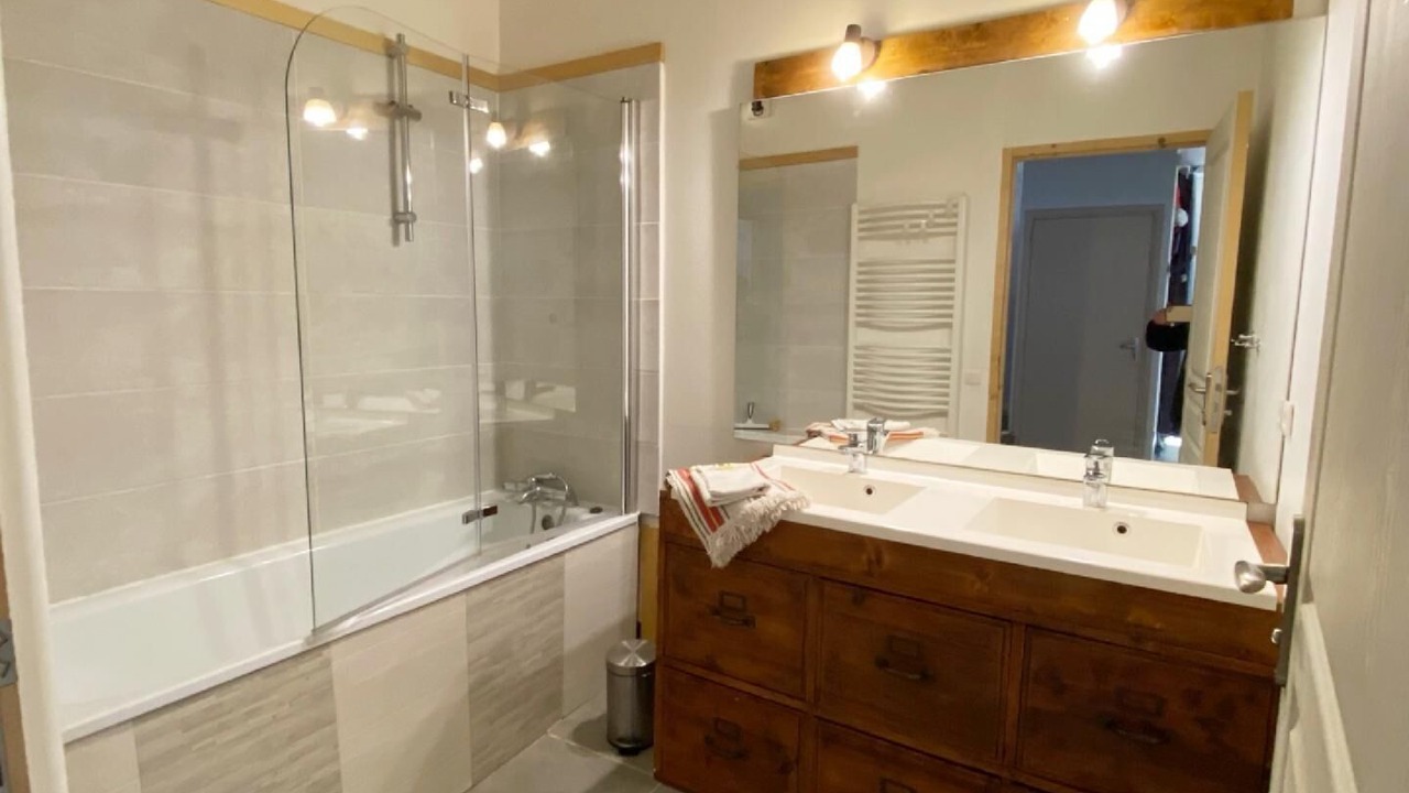 Photo of Bathroom in Blaye