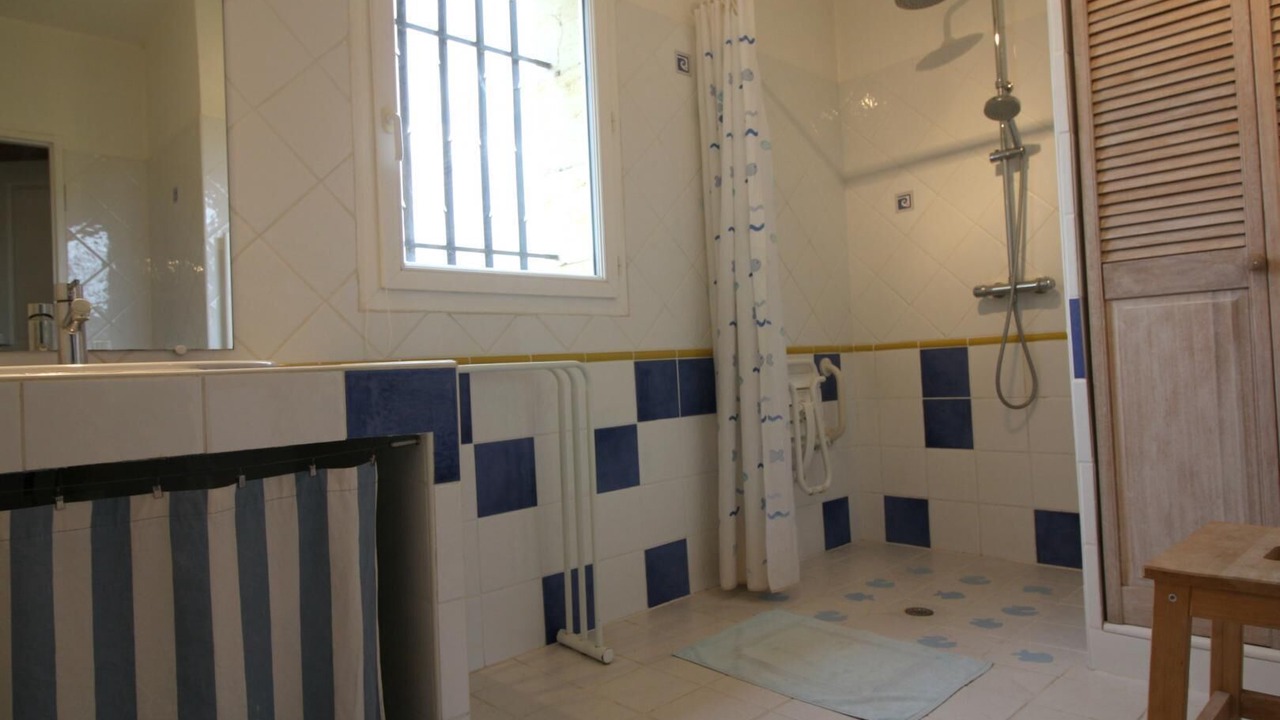 Photo of Bathroom in Perissac