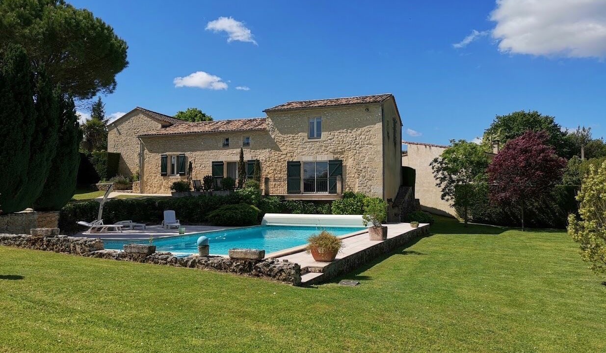 Photo of Outdoor in Puisseguin