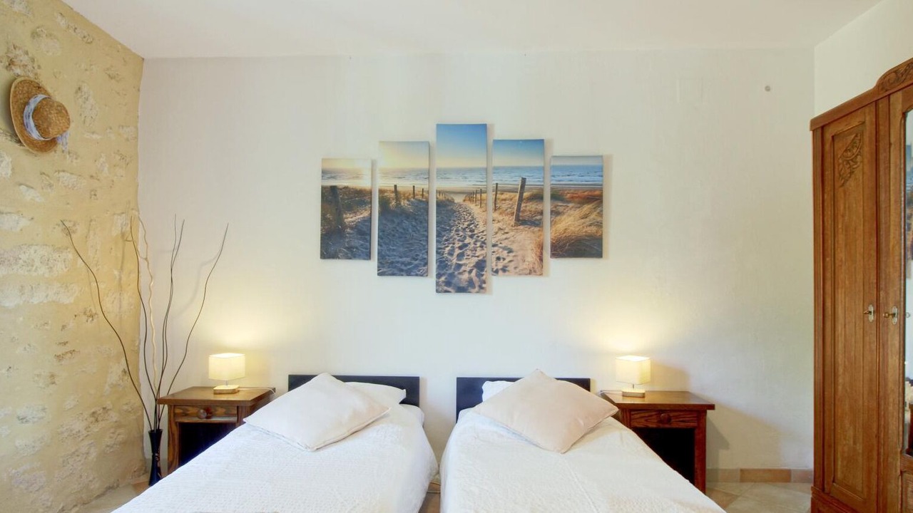 Photo of Bedroom in Puisseguin