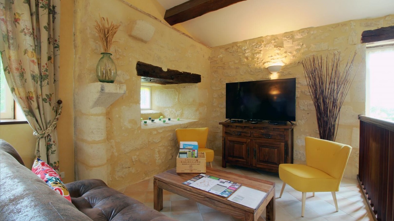 Photo of Livingroom in Puisseguin