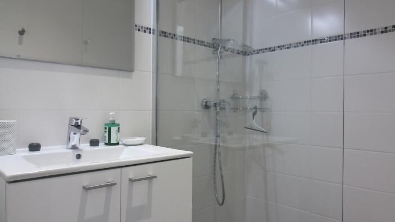 Photo of Bathroom in Cussac-Fort-Medoc