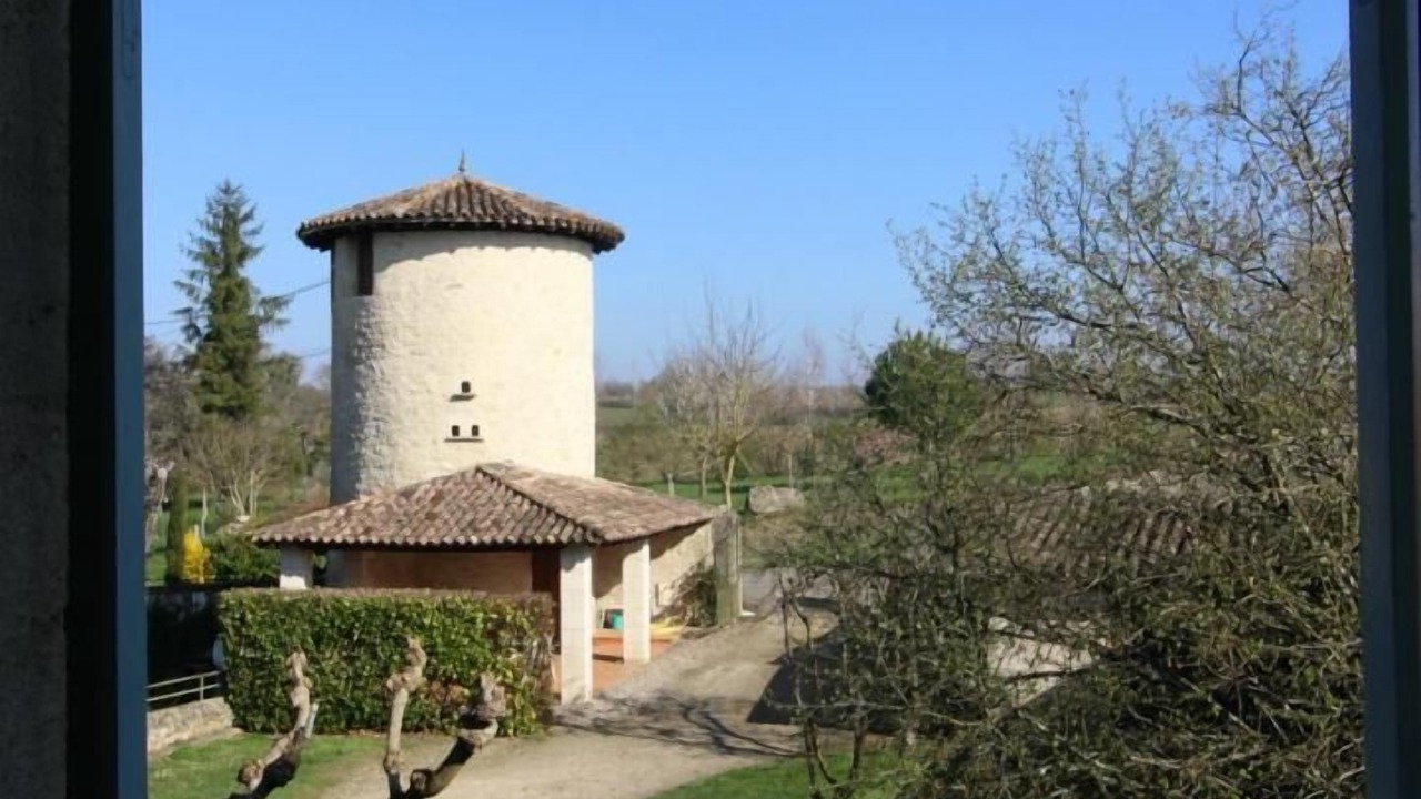 Photo of Others in Rimons