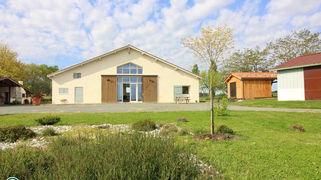 Photo of Outdoor in Sigalens