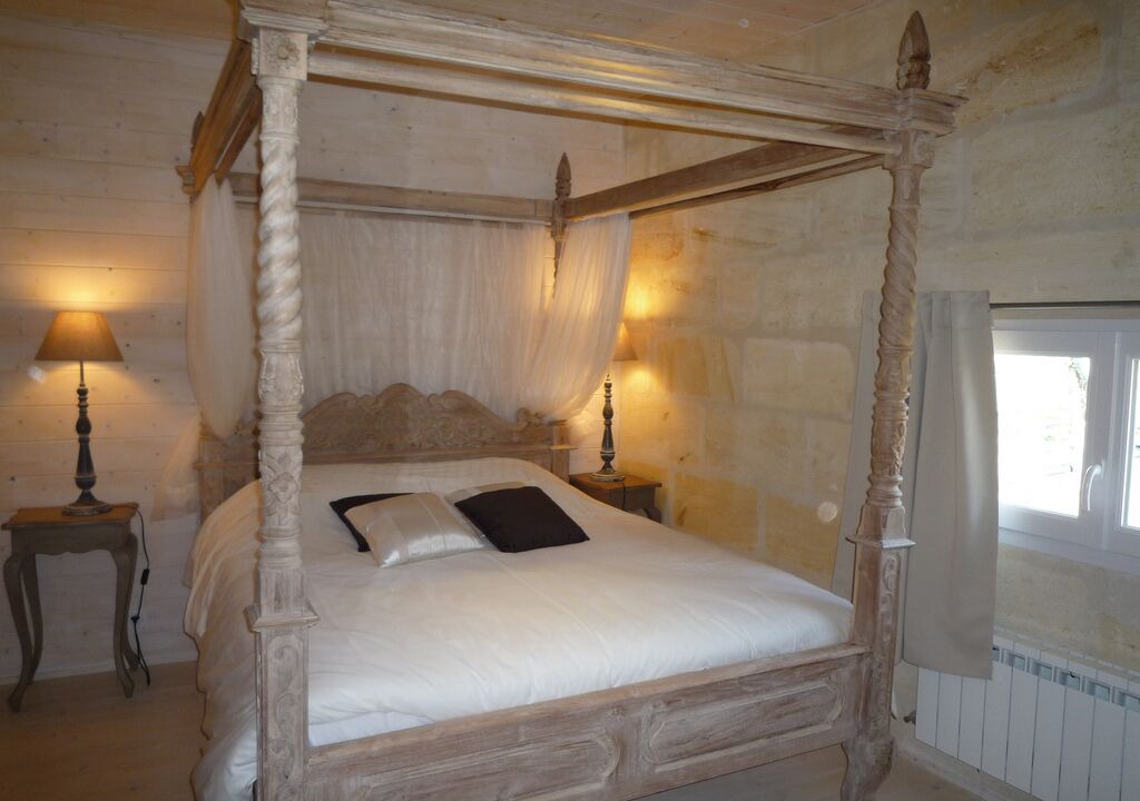 Photo of Bedroom in Saint-Martin-de-Laye