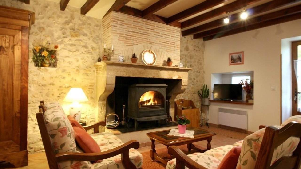 Photo of Livingroom in Uzeste