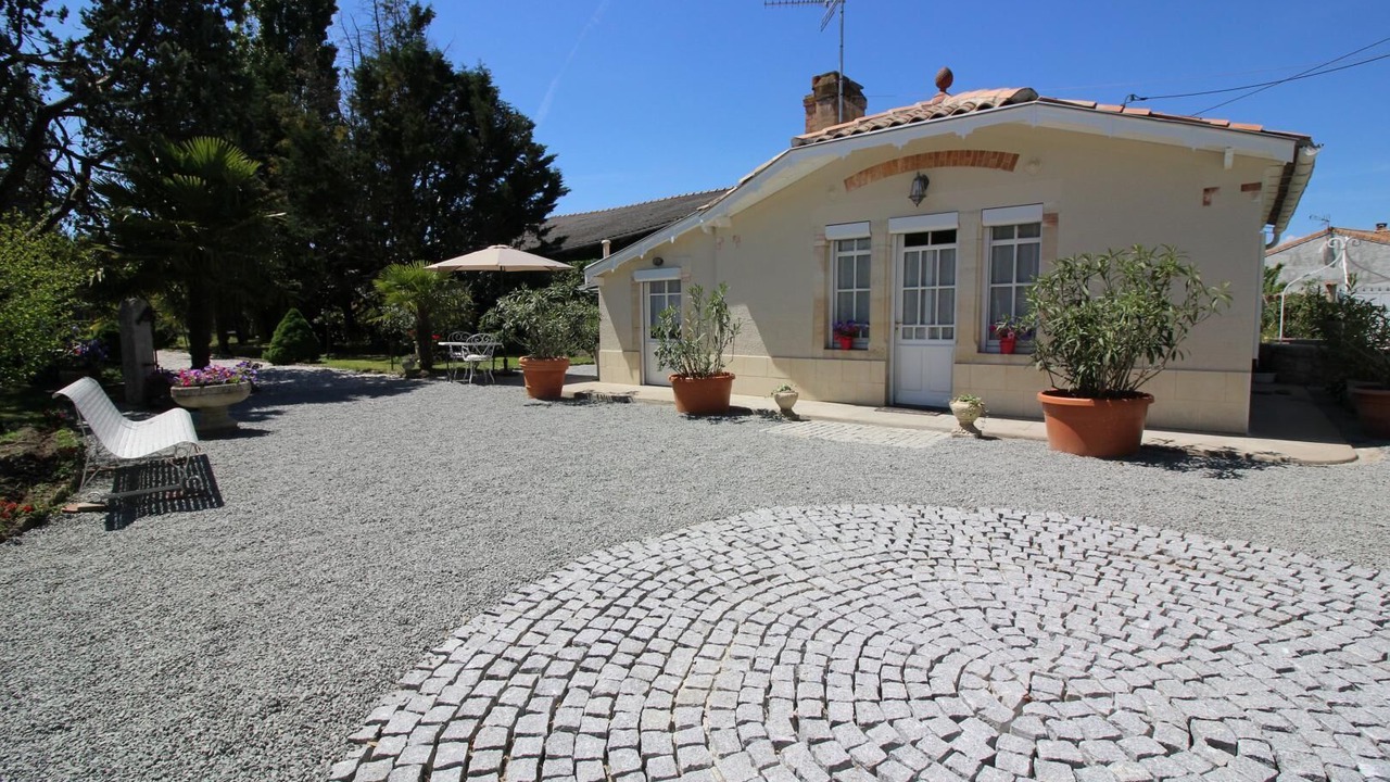 Photo of Outdoor in Cartelegue