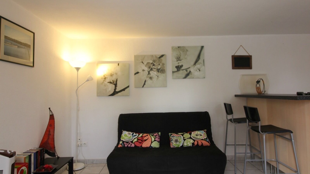 Photo of Livingroom in Izon