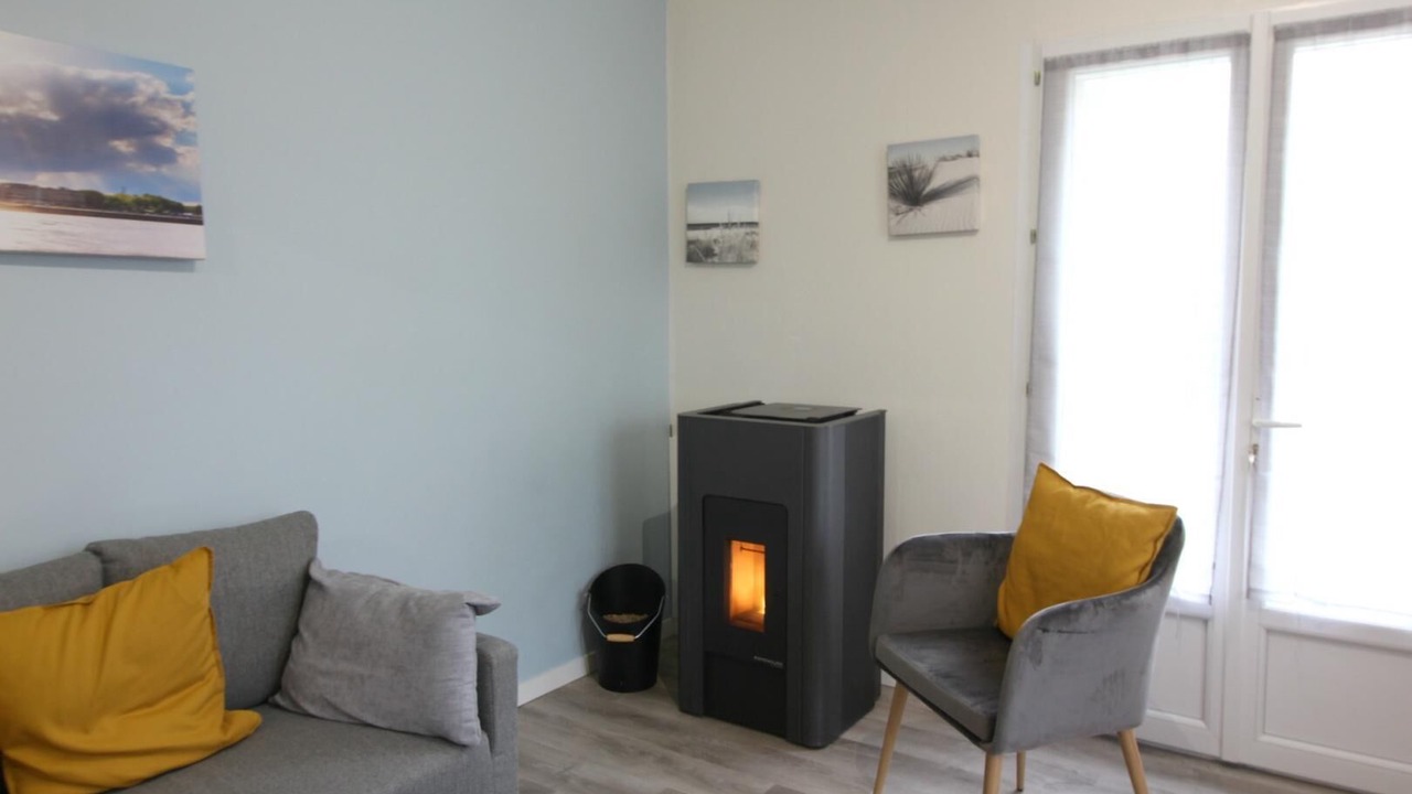 Photo of Livingroom in Ambares-et-Lagrave