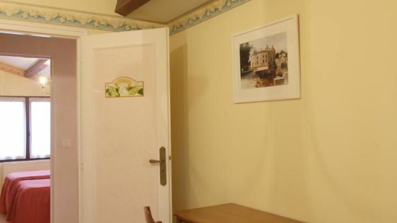 Photo of Bedroom in Castres-Gironde