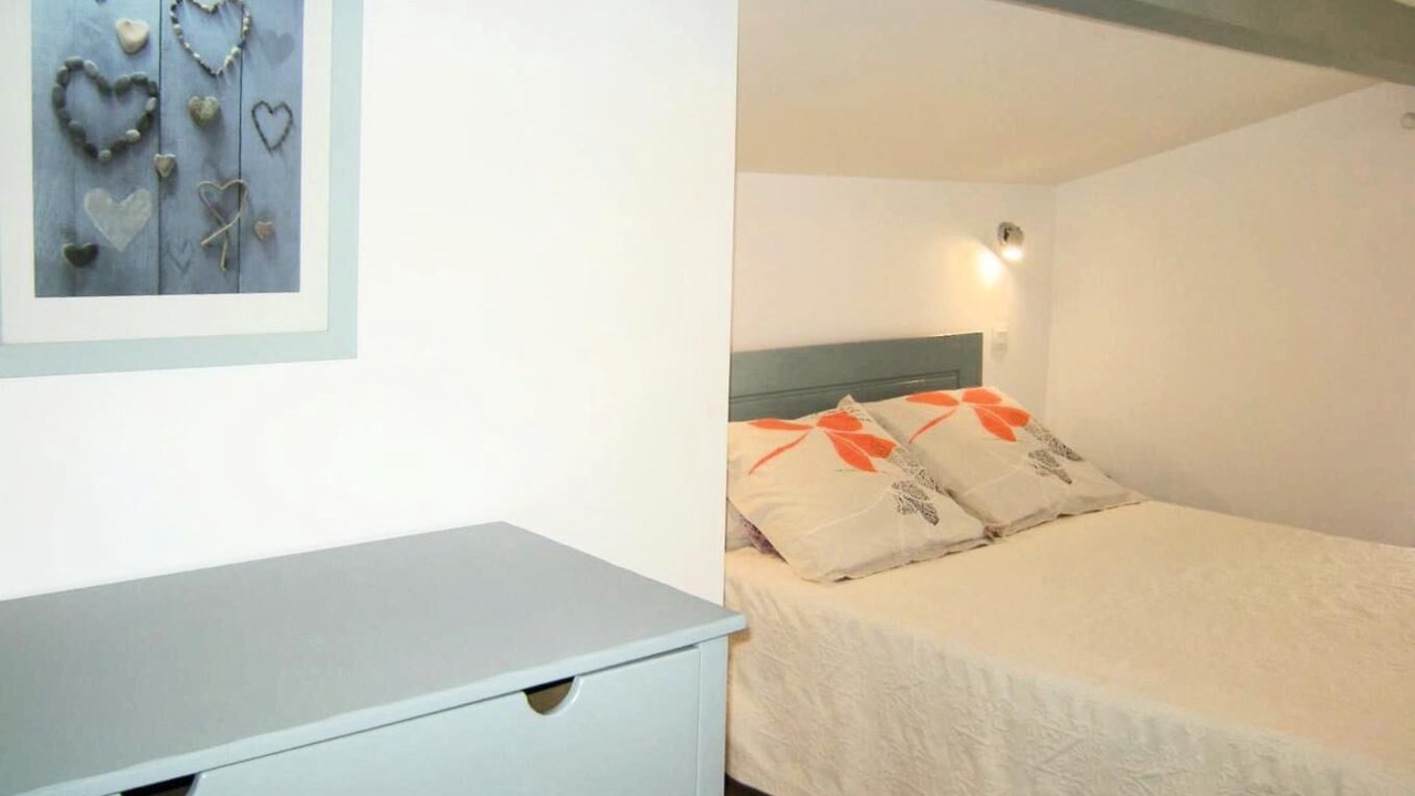 Photo of Bedroom in Teuillac