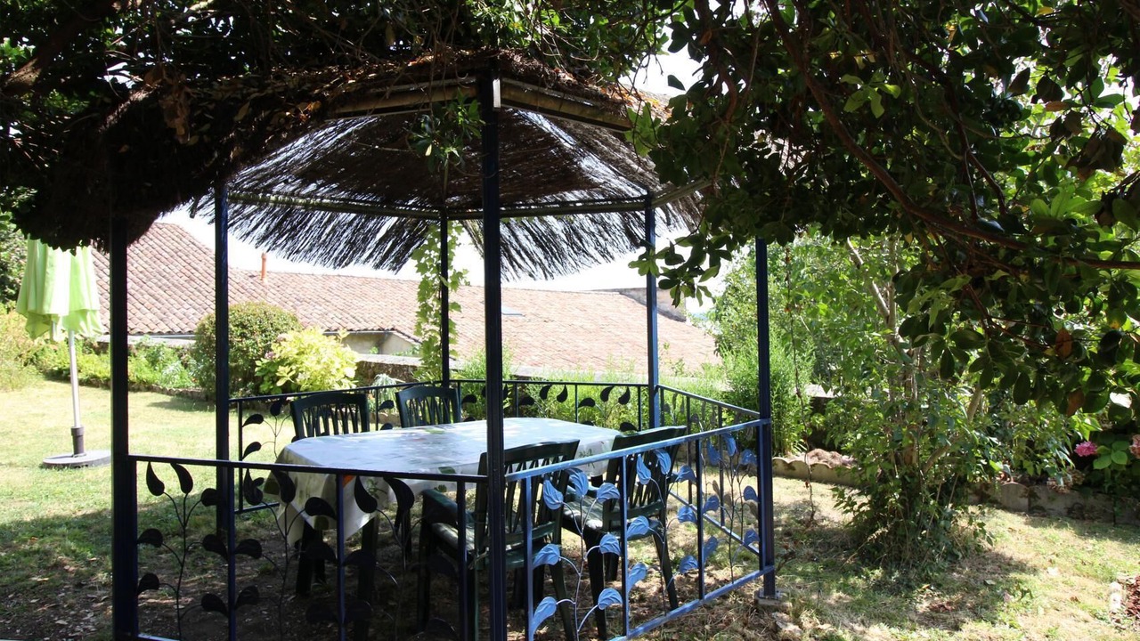Photo of Outdoor in Bourg-sur-Gironde
