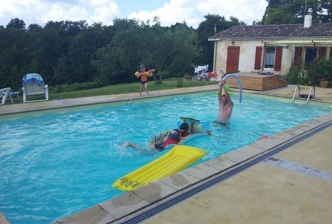 Photo of Outdoor in Saint-Genes-de-Lombaud