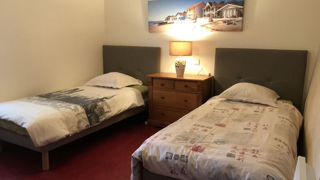 Photo of Bedroom in Saint-Genes-de-Lombaud