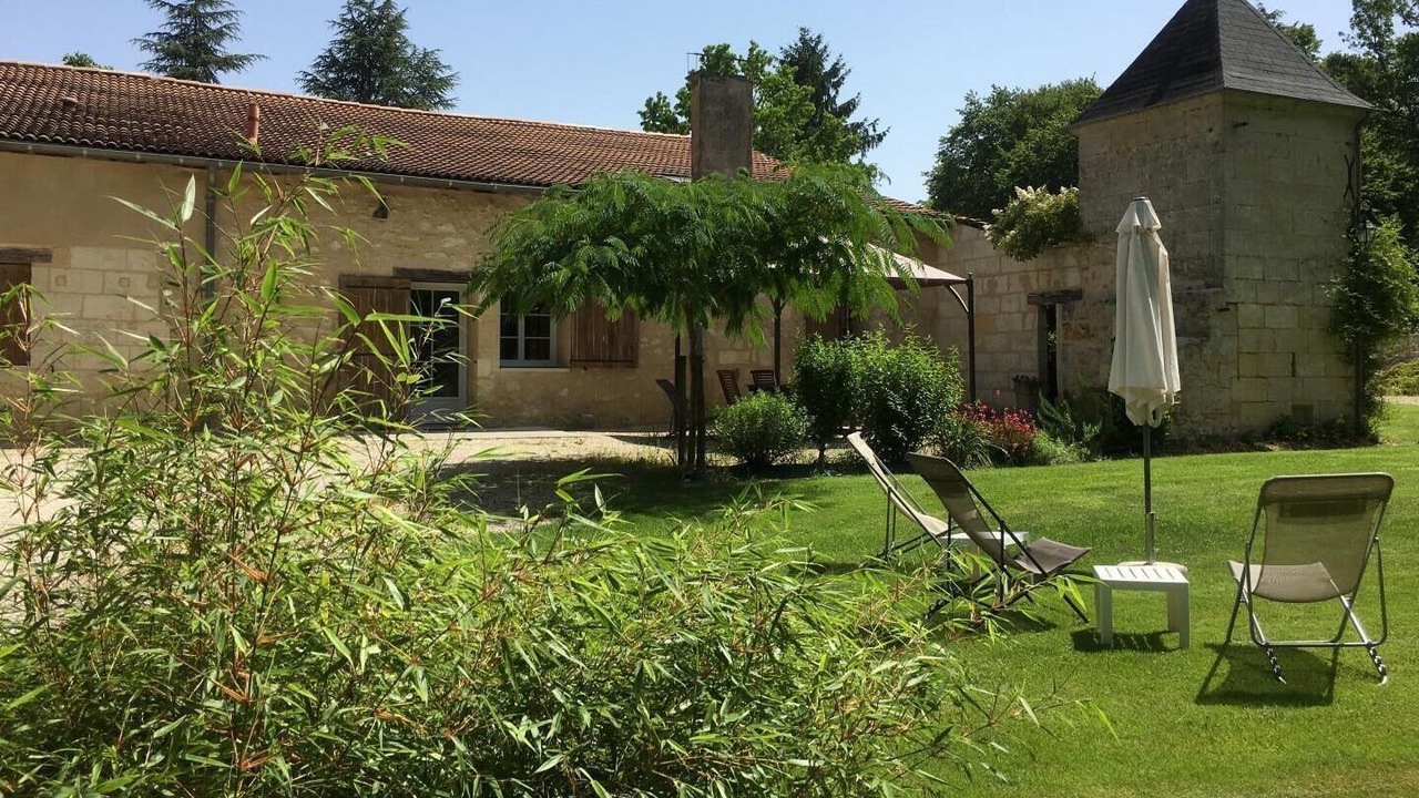 Photo of Outdoor in Creon