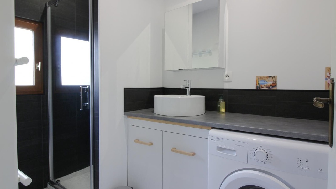 Photo of Bathroom in Salleboeuf