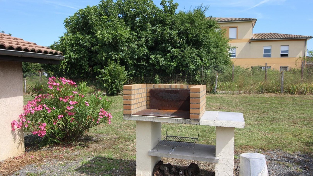 Photo of Outdoor in Rauzan