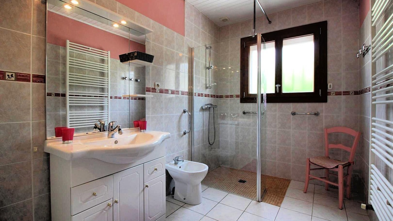 Photo of Bathroom in Rauzan