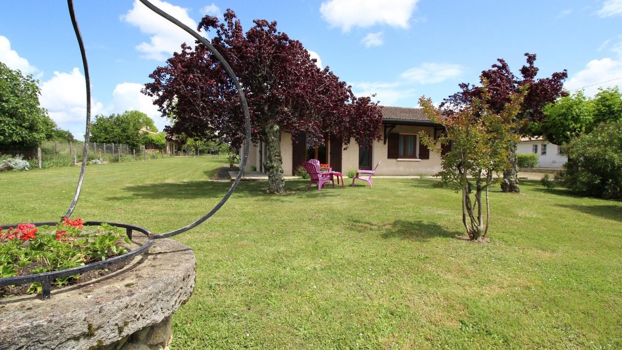 Photo of Outdoor in Rauzan