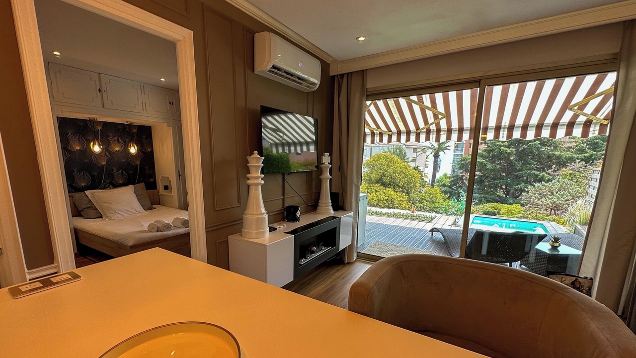 Photo of Bedroom in Cannes La Bocca