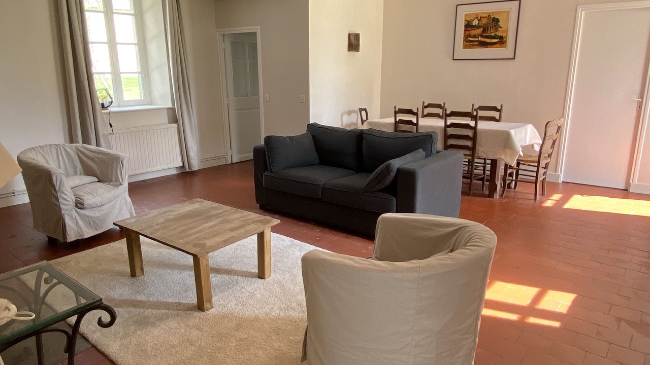 Photo of Livingroom in Juaye-Mondaye