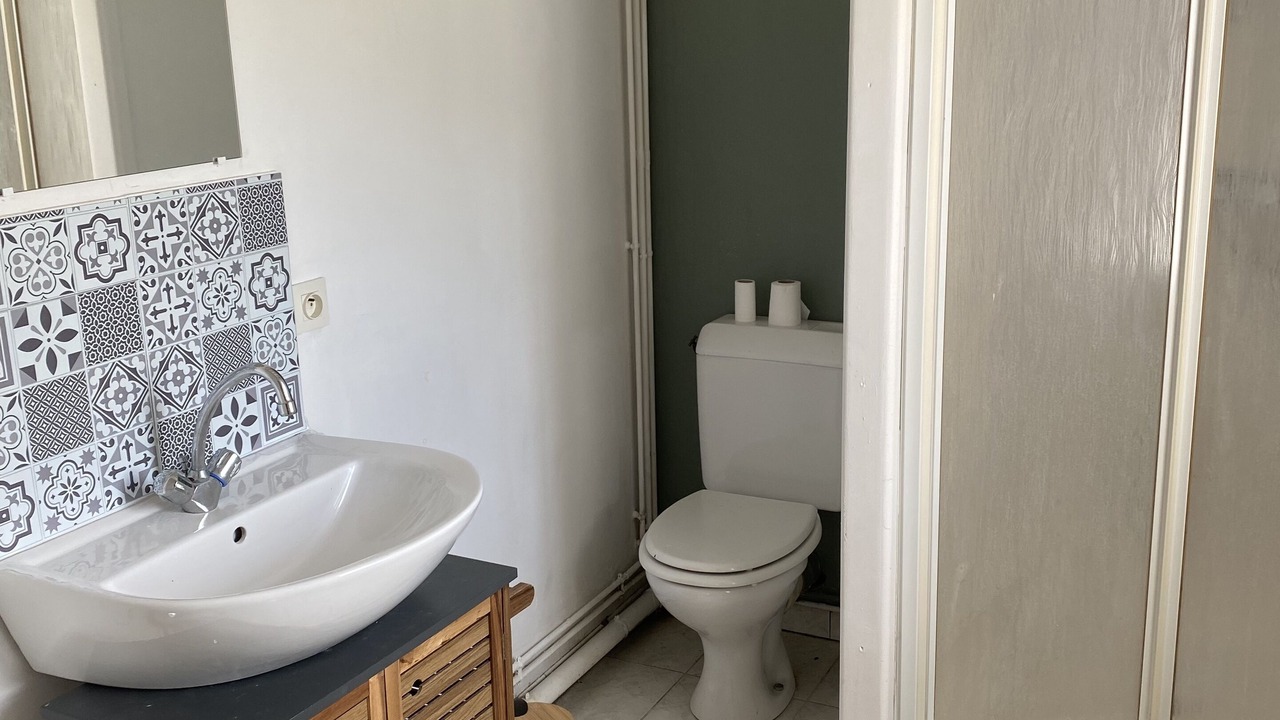 Photo of Bathroom in Juaye-Mondaye