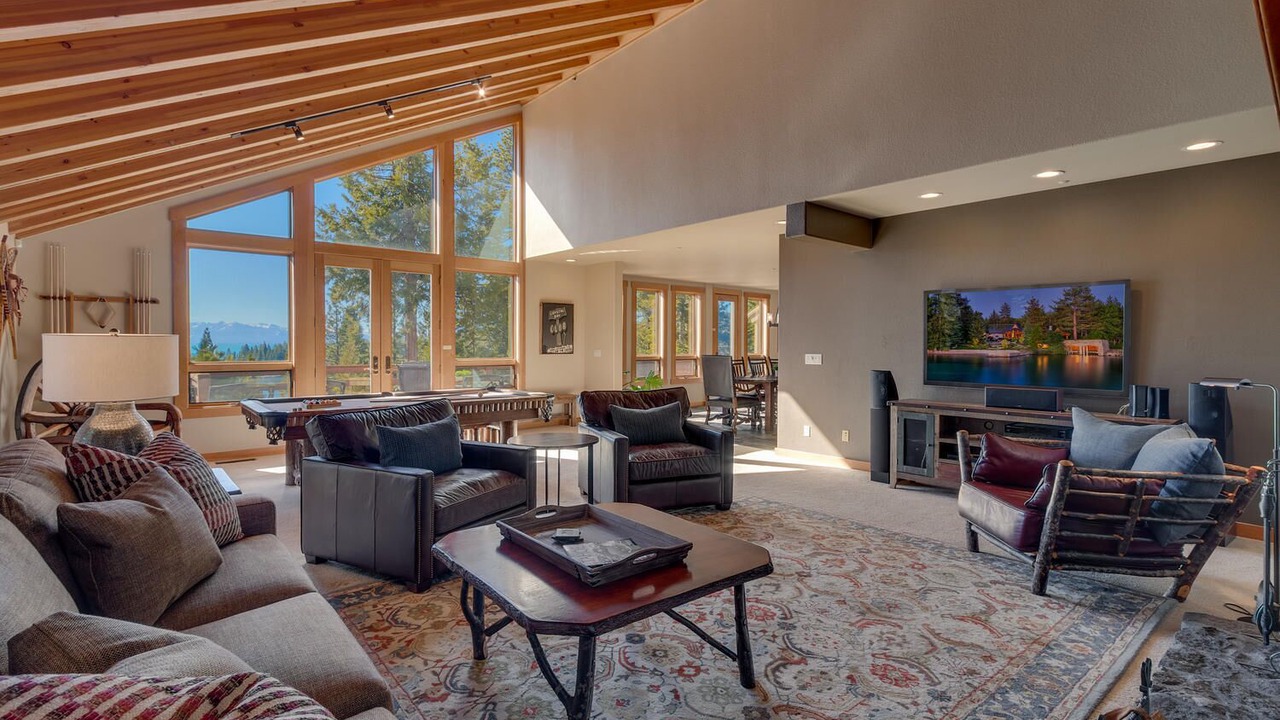 Photo of Livingroom in Carnelian Bay