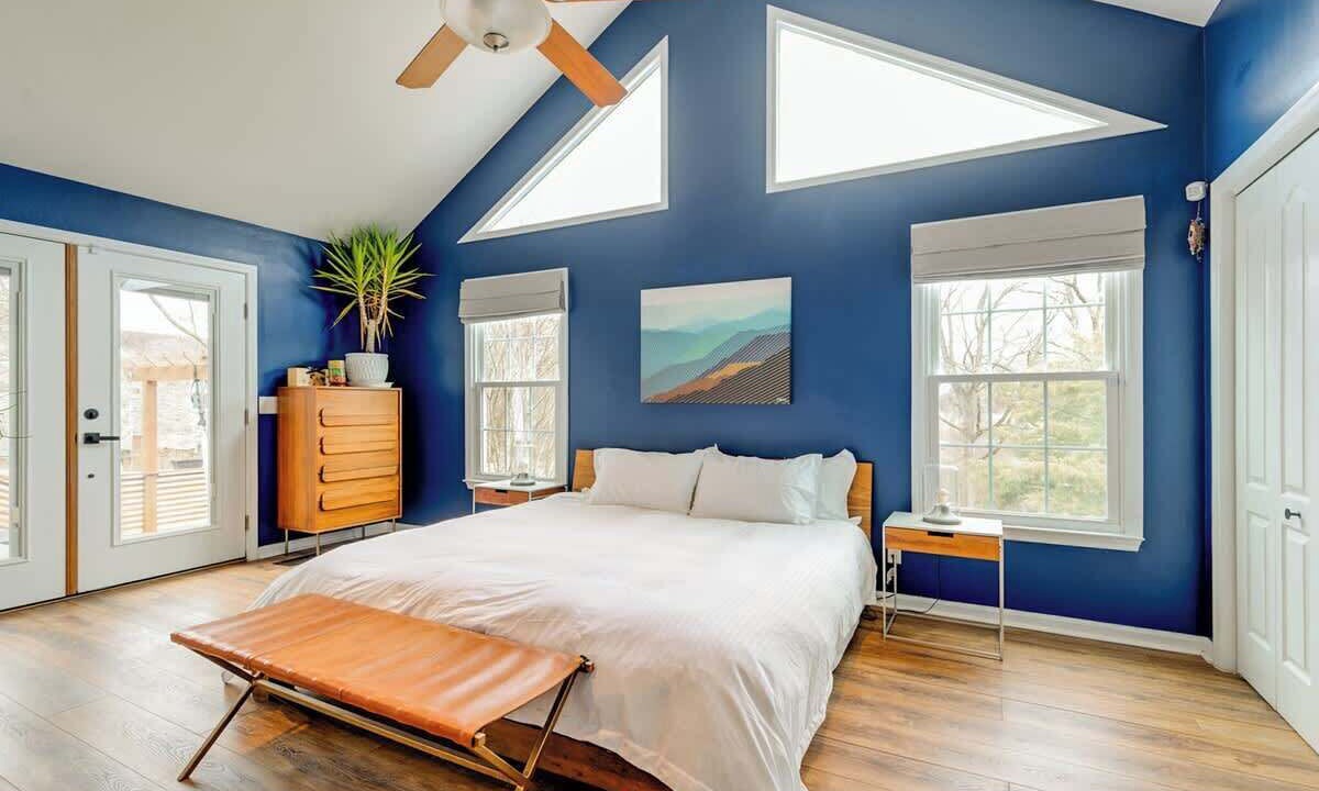 Photo of Bedroom in Inglewood