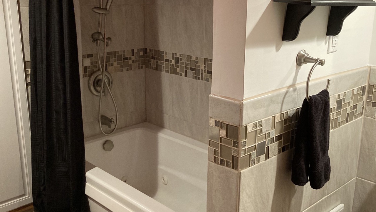 Photo of Bathroom in Pymatuning South
