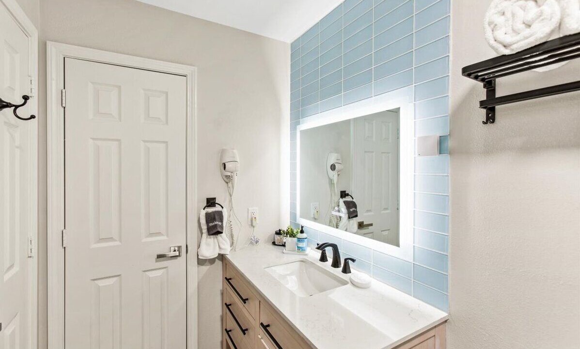 Photo of Bathroom in Port Bolivar