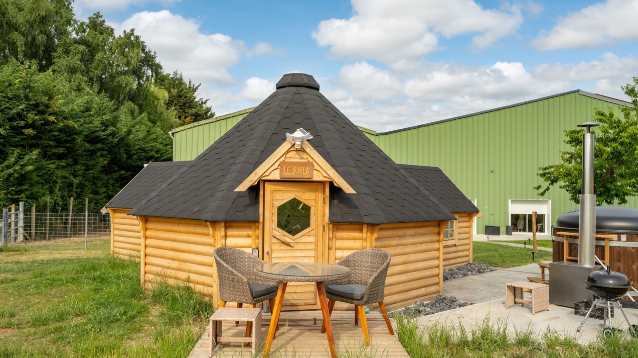 Photo of Outdoor in Farbus