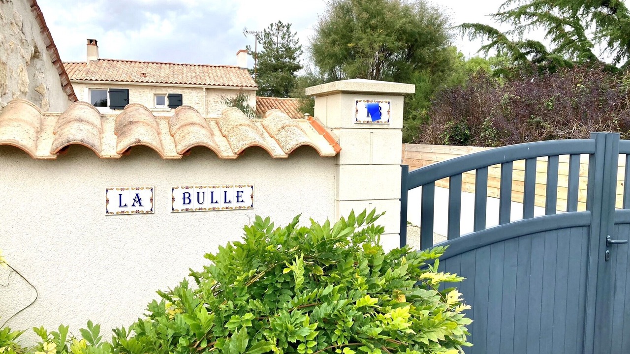 Photo of Outdoor in St Benoist-sur-Mer
