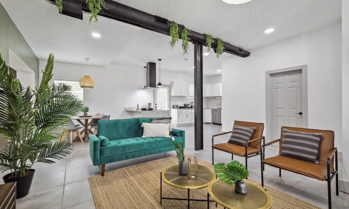 Photo of Livingroom in Lancaster