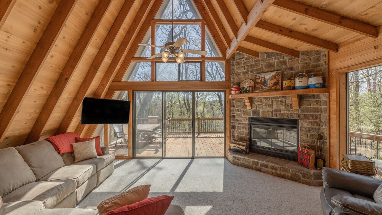 Photo of Livingroom in Innsbrook